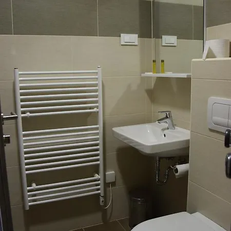 Daka Prenocisce Velika Vas pri Krškem
